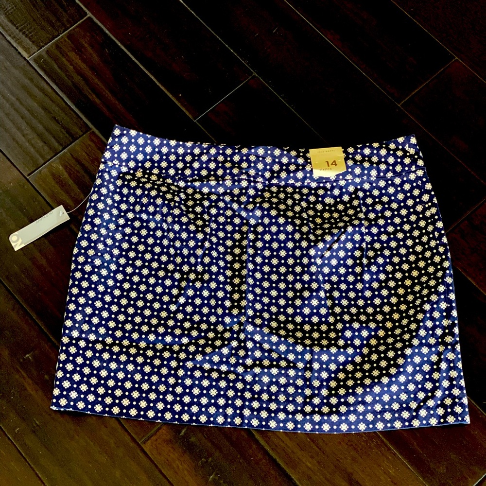Women’s skirt size 14